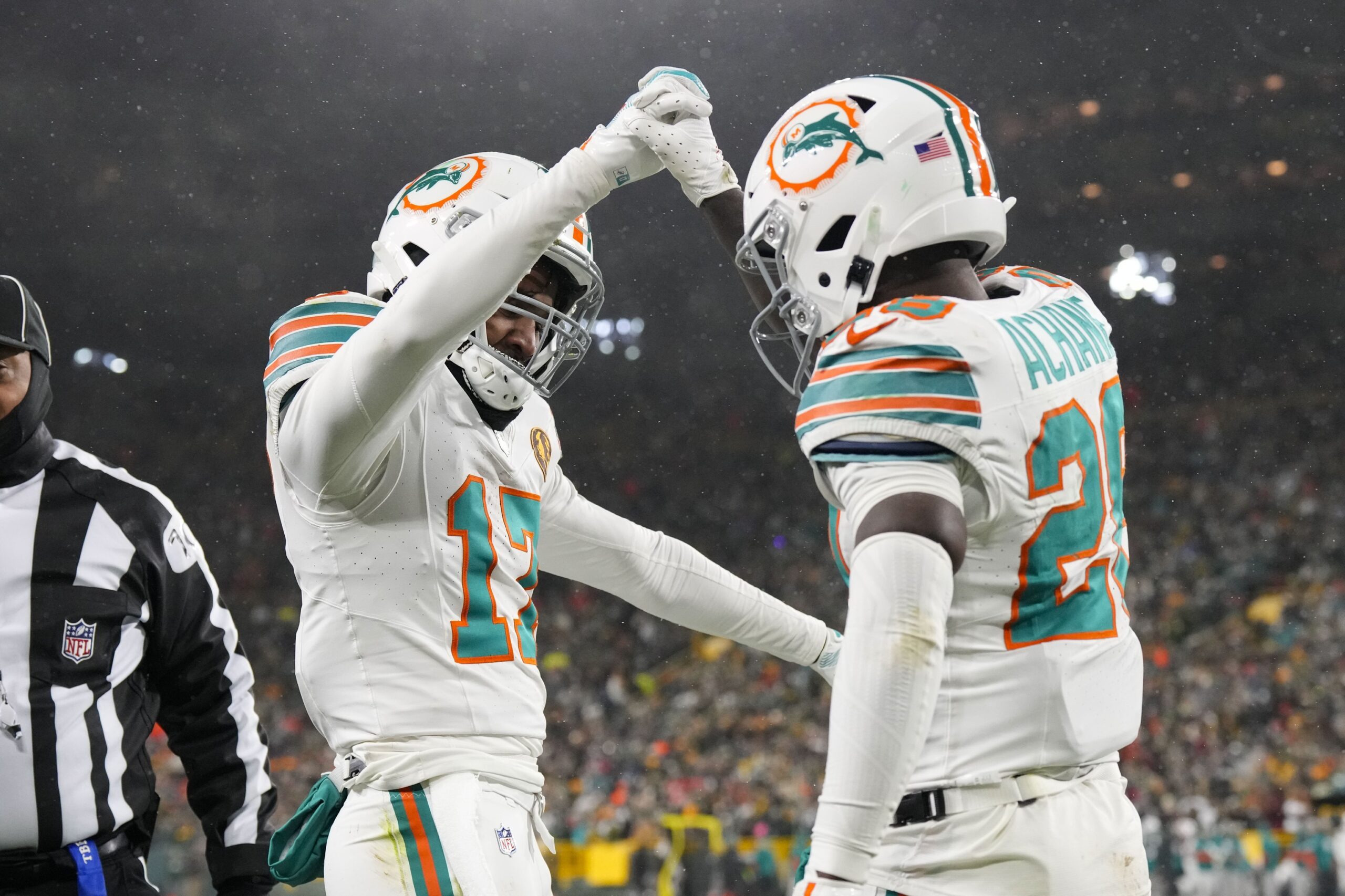 Miami Dolphins: Jaylen Waddle Admits 2024 Flaw That Held Him Back 3 Miami Dolphins, Jaylen Waddle