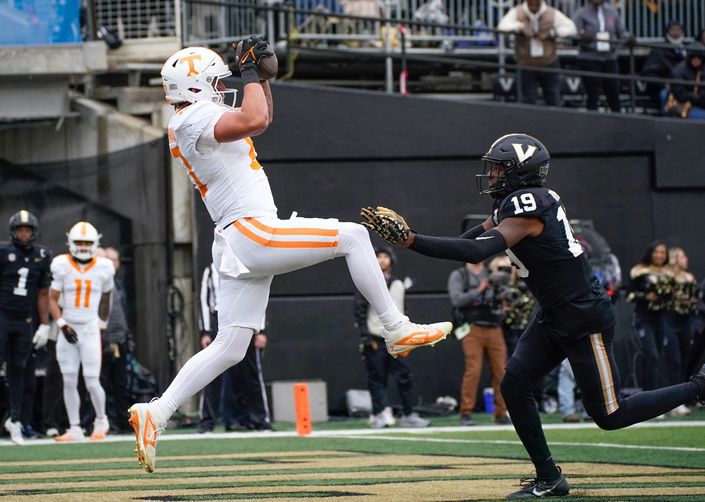 Tennessee Volunteers, Miles Kitselman