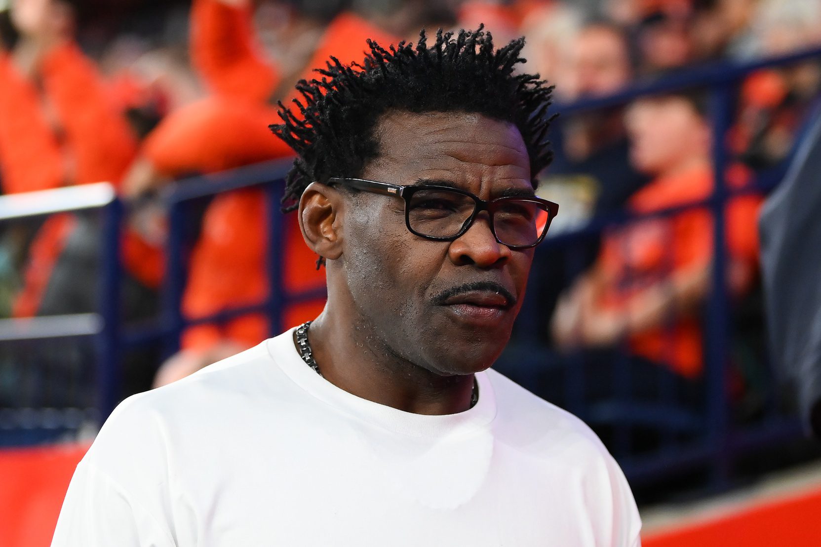 LOOK: Michael Irvin Spotted Reuniting With Son Elijah 'Tarantino' 7 Months After Explosive Feud On A Lavish Lake Cruise 1 Michael Irvin