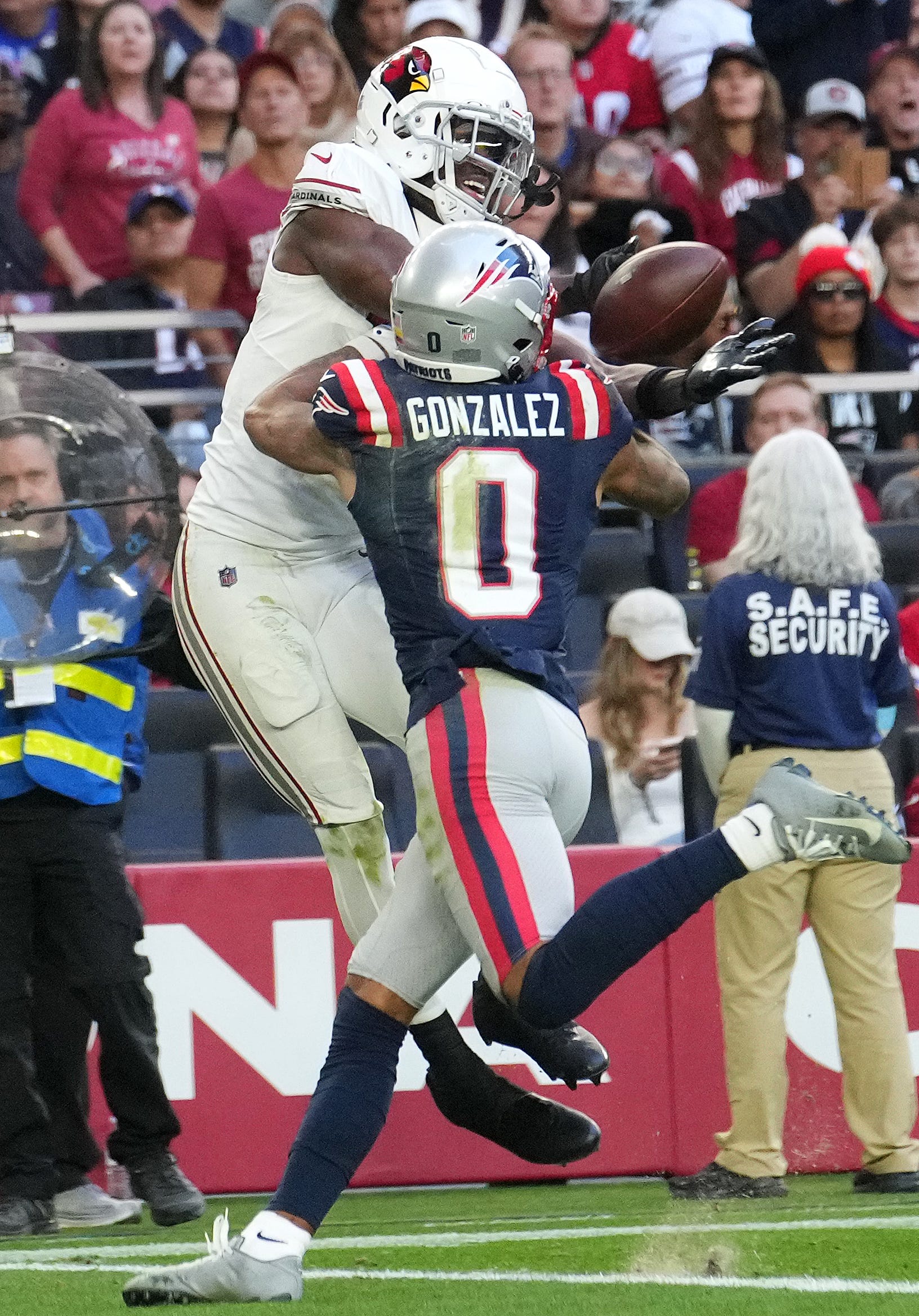‘It Could Eventually Become a Cheat Code’: Patriots CB Gets Major Insight After Landing on NFL Top 100 1 New England Patriots, Christian Gonzalez
