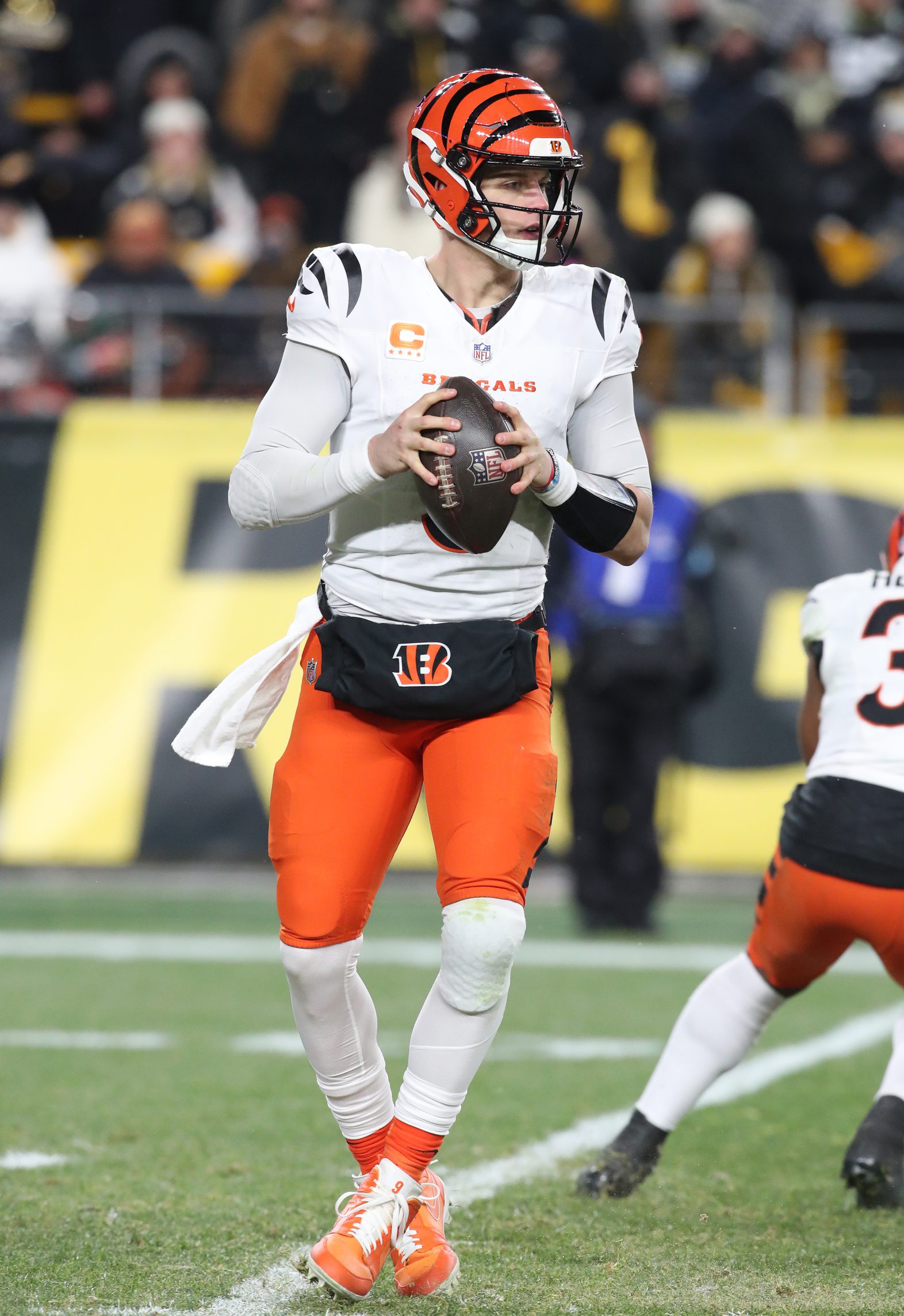 ‘Joe Burrow Is Actually a Fashion Icon’: Netflix Has High Praise for Bengals QB 4 Cincinnati Bengals, Joe Burrow, Netflix