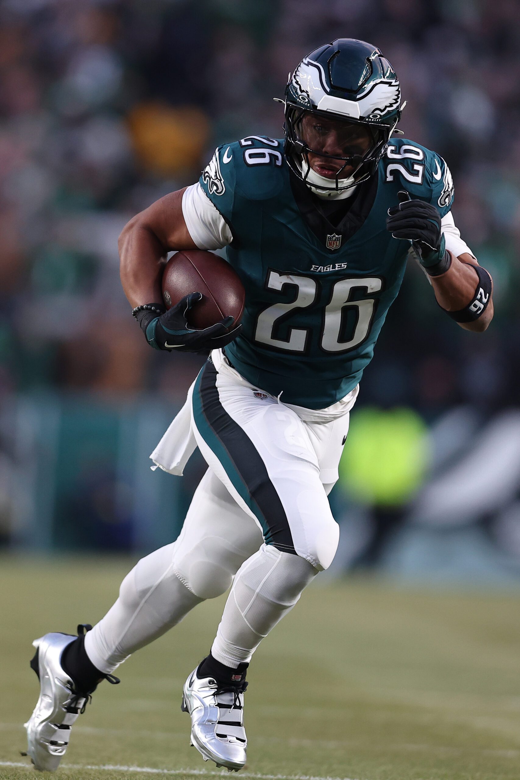 ‘He Really Got Hulk Calf's Bruh’: Saquon Barkley’s Offseason Photo Has Fans in Awe 3 Philadelphia Eagles, Saqion Barkley, NFL