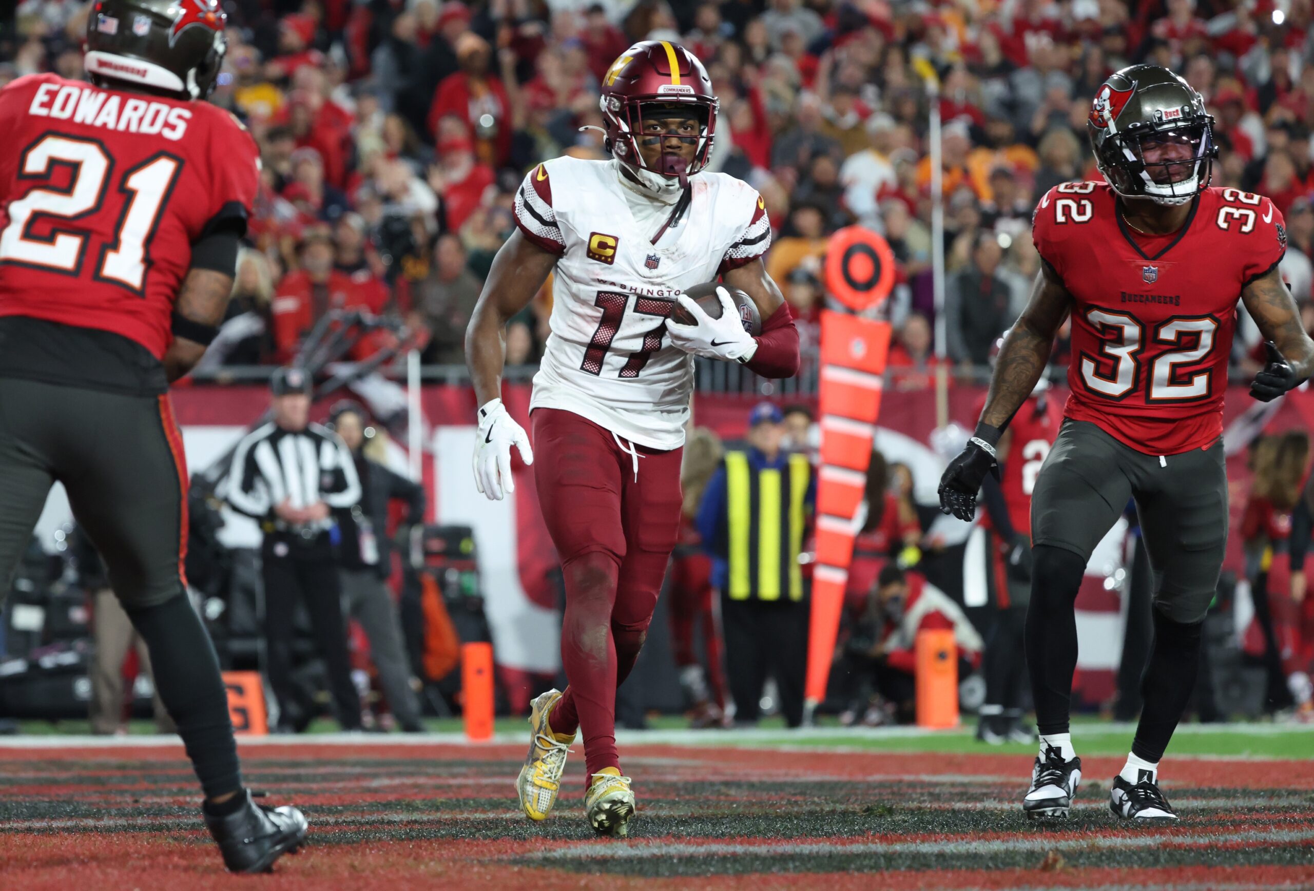 Breaking: Commanders' Jayden Daniels Gets Devastating News For 2025 Season (Report) 2 Jan 12, 2025; Tampa, Florida, USA; Washington Commanders wide receiver Terry McLaurin (17) reacts after catching a touchdown against Tampa Bay Buccaneers safety Josh Hayes (32) during the fourth quarter of a NFC wild card playoff at Raymond James Stadium. Mandatory Credit: Kim Klement Neitzel-Imagn Images