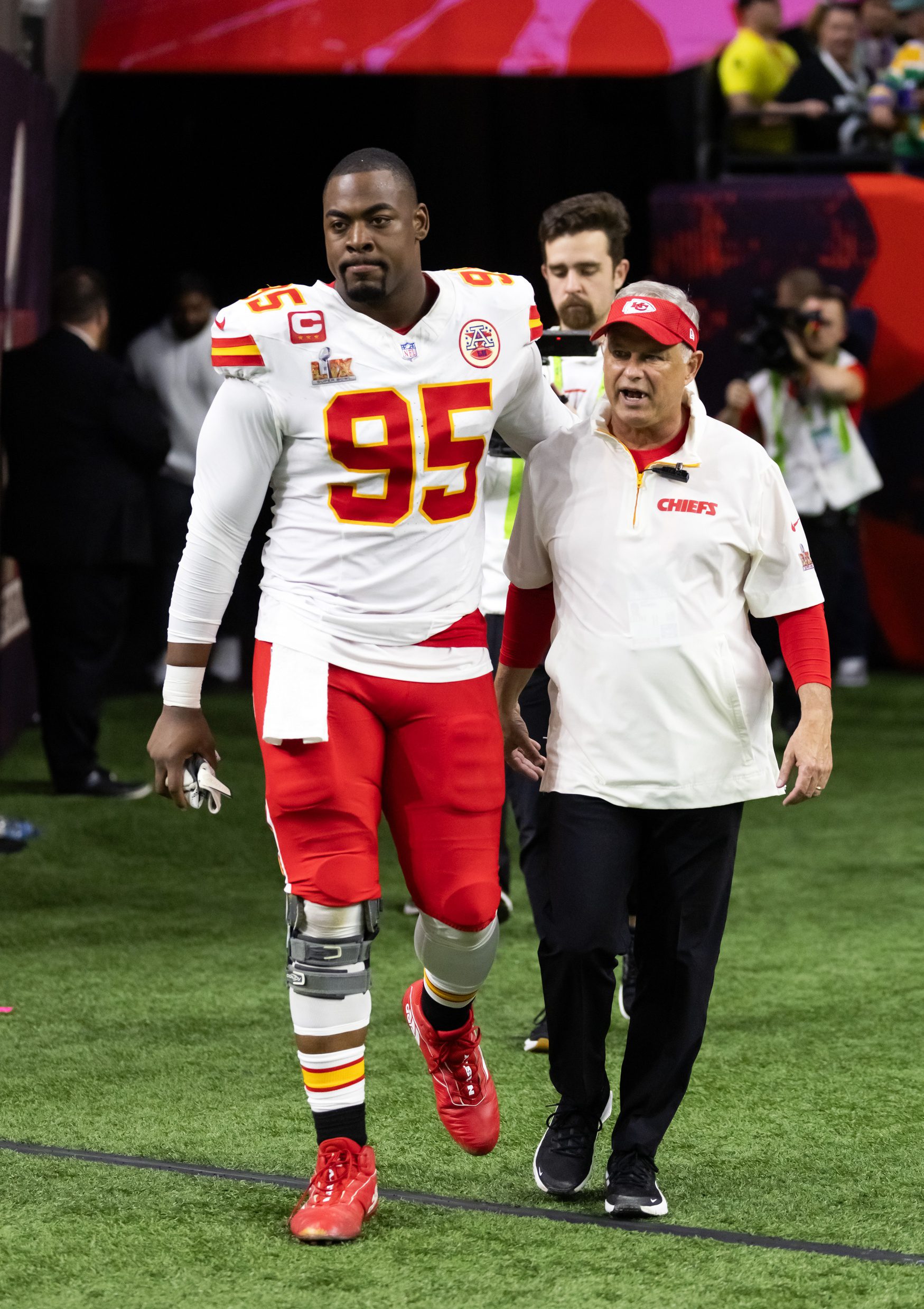 ‘Easily Double Digit’: Chiefs Fans Predict How Many Sacks Chris Jones Will Have in 2025 Season 3 Kansas City Chiefs, Patrick Mahomes