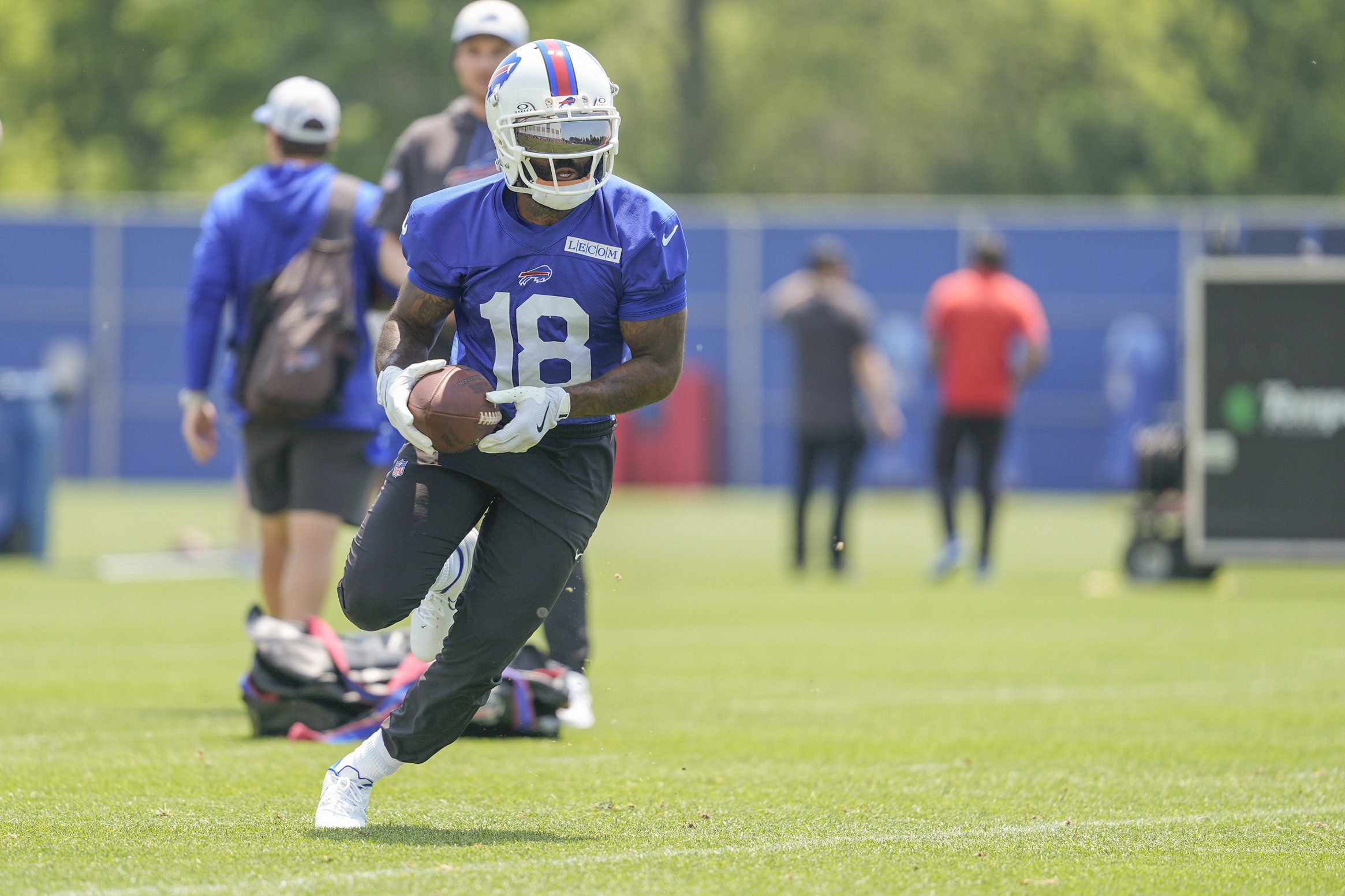 "I Almost Did It" NFL Star Comes Clean About Nearly Taking His Own Life, Fans Show Immense Support 3 Jun 11, 2025; Orchard Park, NY, USA; Buffalo Bills wide receiver Elijah Moore (18) runs with the ball during Minicamp at Highmark Stadium. Mandatory Credit: Gregory Fisher-Imagn Images