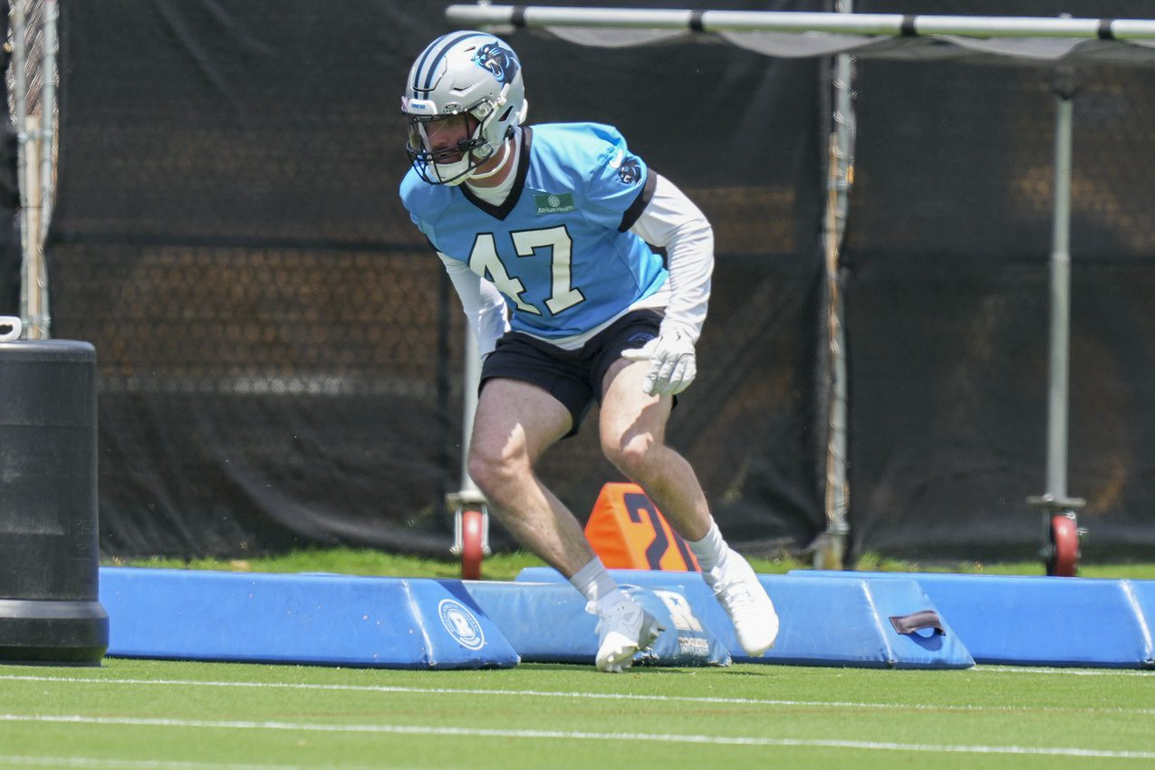 Carolina Panthers: Suddenly Cut Key Defensive Starter 2 Carolina Panthers, Josey Jewell