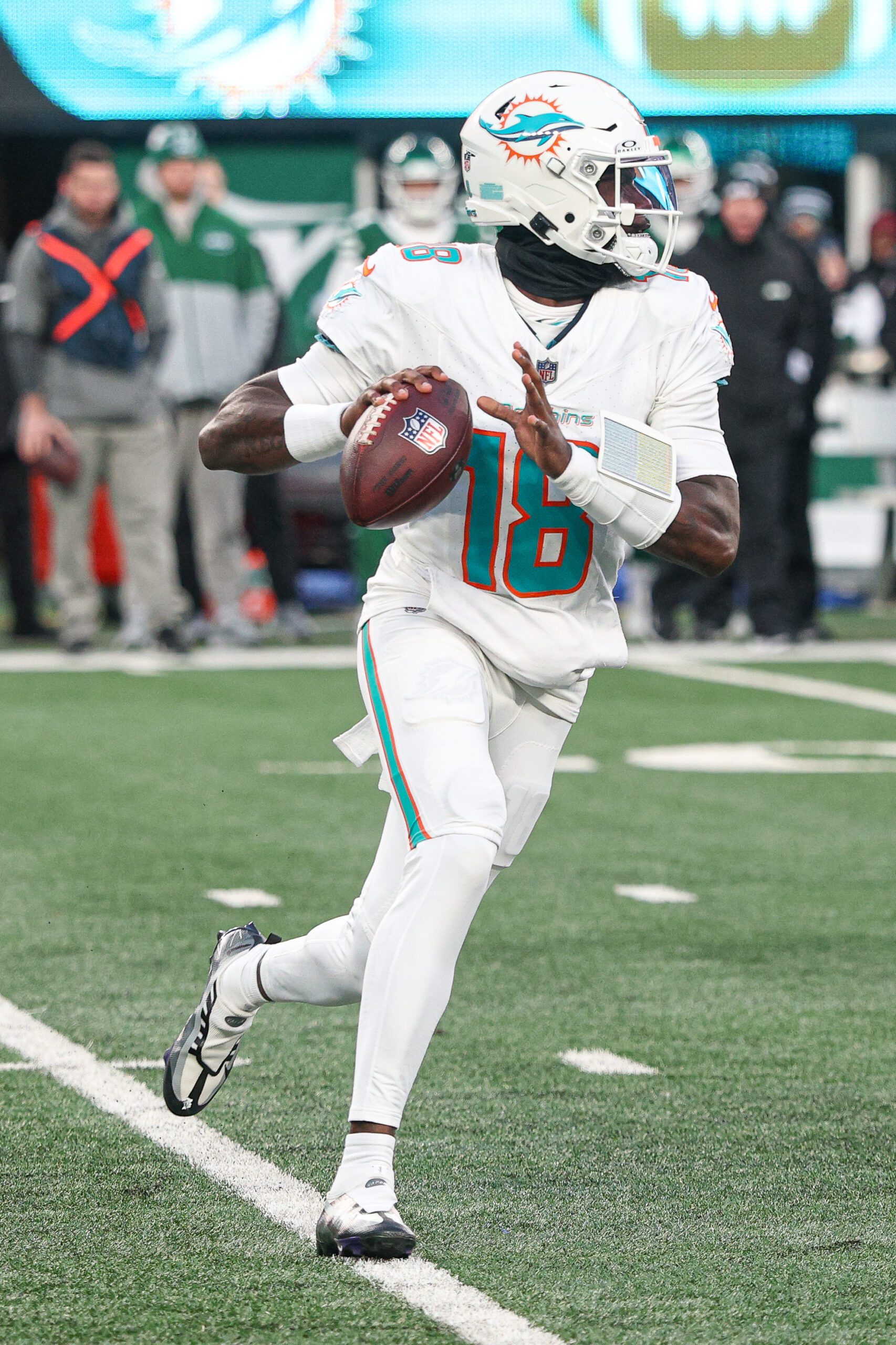 ‘Why Even Sign Him': Browns' Quarterback Decision Draws Mixed Reactions 4 Cleveland Browns, Tyler Huntley