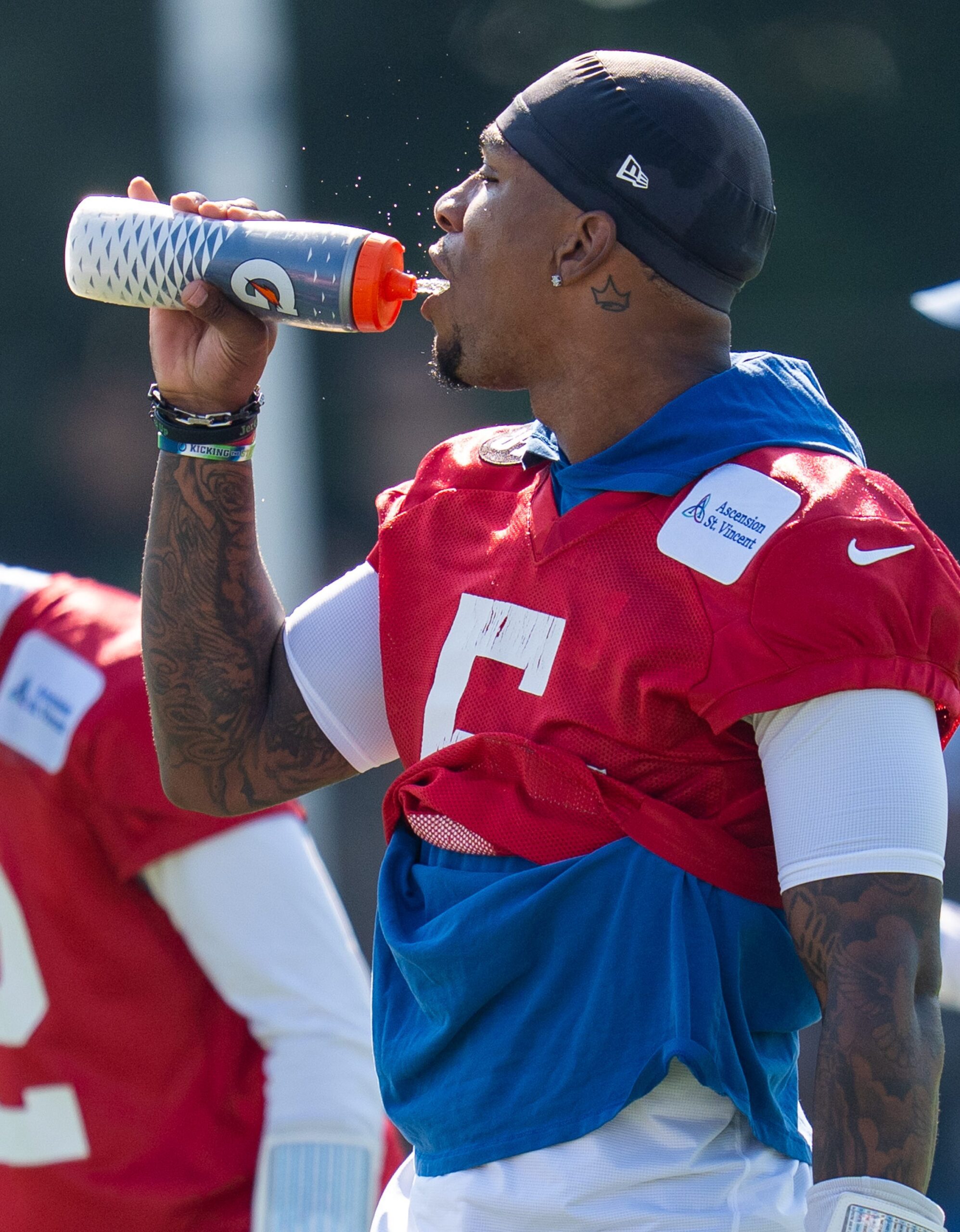 ‘He’s Likely to Outperform Jones': NFL Expert Makes Pick on Colts' QB Battle 1 Indianapolis Colts, Anthony Richardson