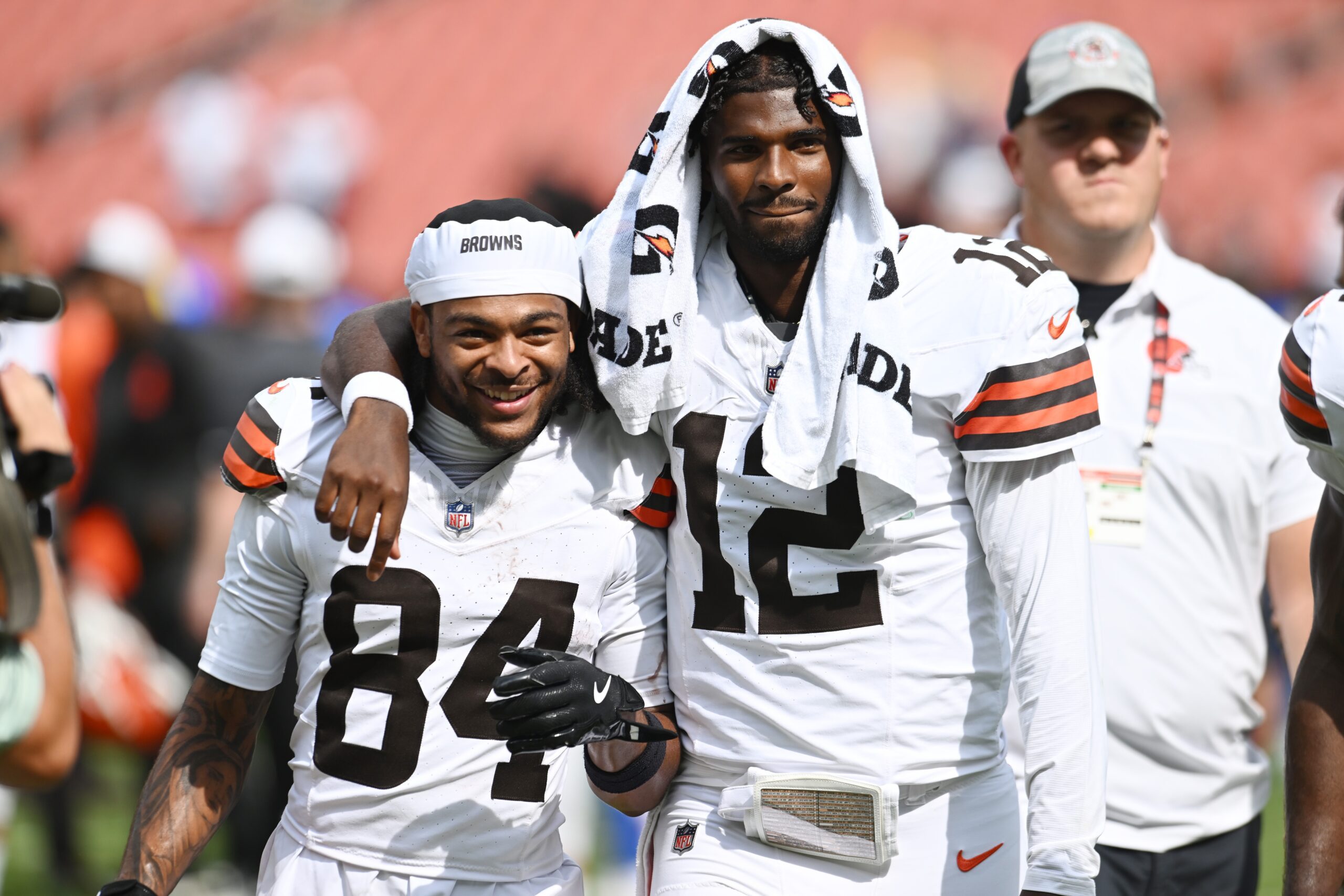 "I'm Sure He Had Good Logic Behind The Decision": Shedeur Sanders Benching By Bears HC Kevin Stefanski Backed By Deshaun Watson’s Coach After Ugly Rams Struggles 2 USATSI 26913605 168400517 lowres scaled
