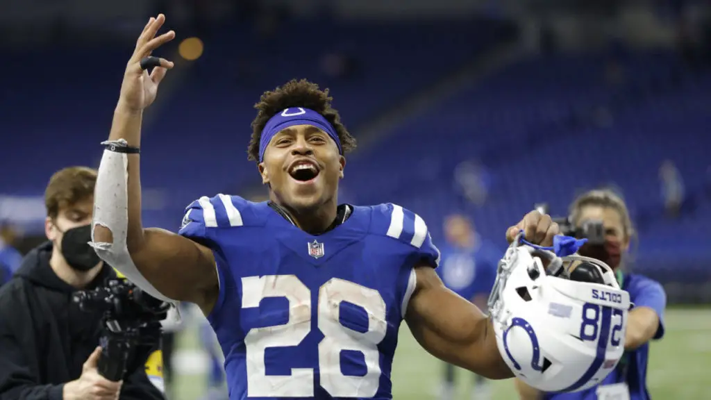 INDIANAPOLIS, INDIANA - NOVEMBER 04: Jonathan Taylor #28 of the Indianapolis Colts reacts during the second half at Lucas Oil Stadium against the New York Jets on November 04, 2021 in Indianapolis, Indiana. (Photo by Michael Hickey/Getty Images)