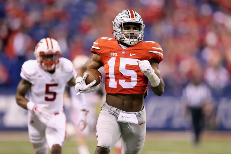 Ezekiel Elliot breaks free for an 81 yard touchdown run in The buckeyes Big Ten championship win over Wisconsin.