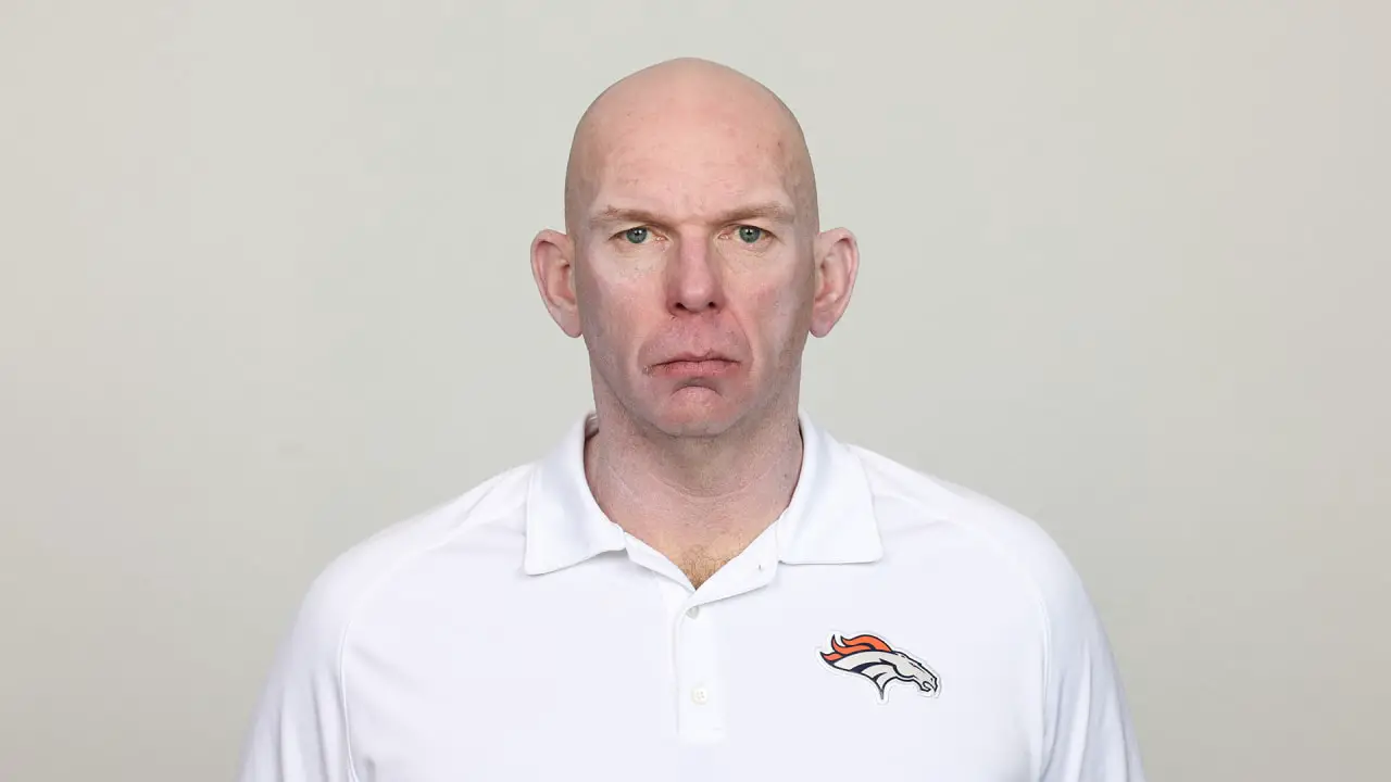 Denver Broncos Offensive Line coach Butch Barry