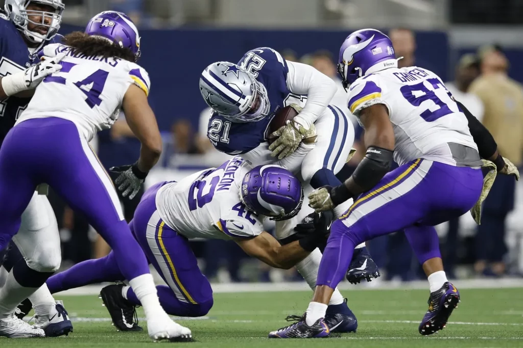 Vikings Defense against the Dallas Cowboys