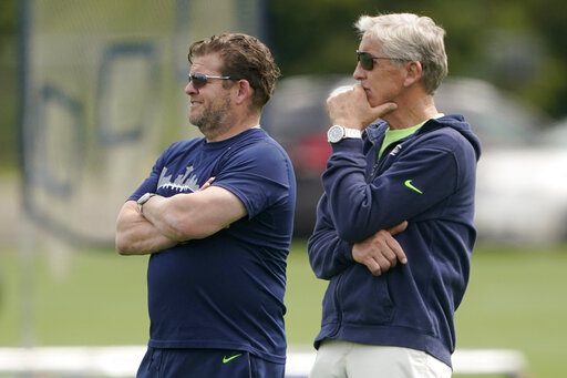 Should Seattle Seahawks rebuild or retool this coming offseason?