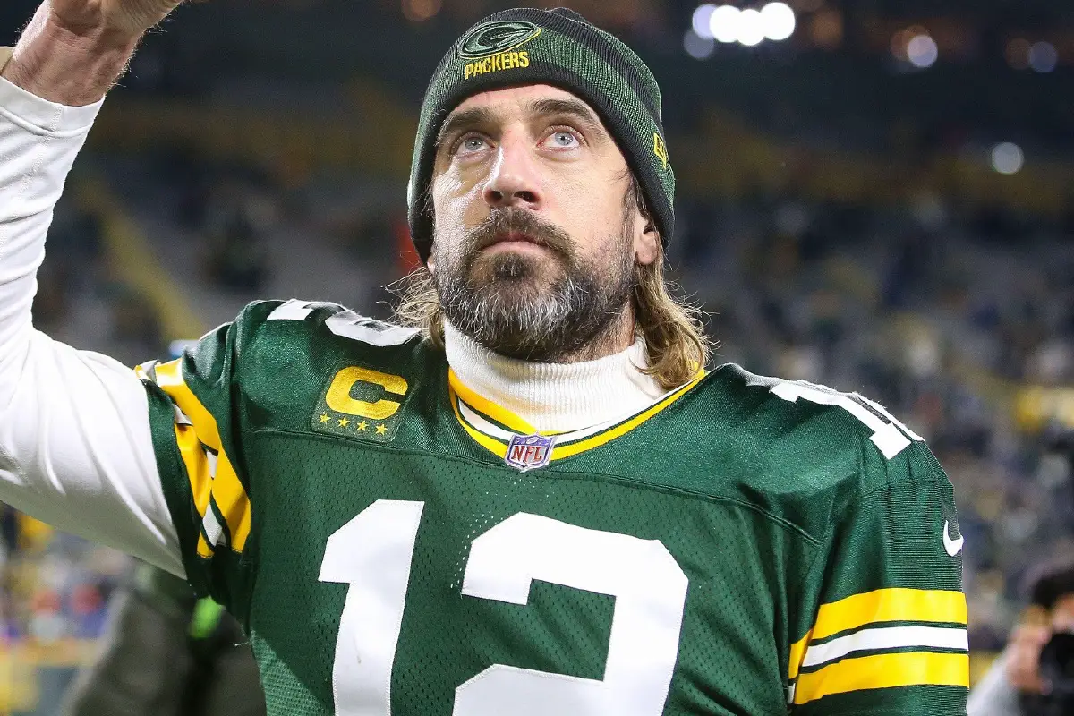 Aaron Rodgers would be an idiot to leave the Packers