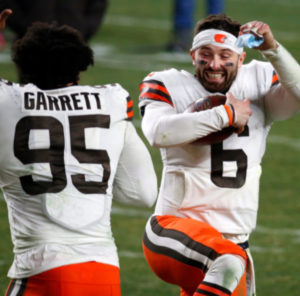 Cleveland Browns celebrate beating the Steelers in the Wild Card game