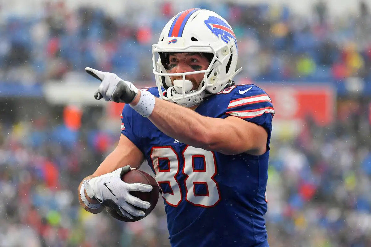 Bills, TE Dawson Knox agree to four-year contract extension