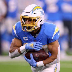 Chargers' playoff hopes take a big hit with loss to Raiders - Los