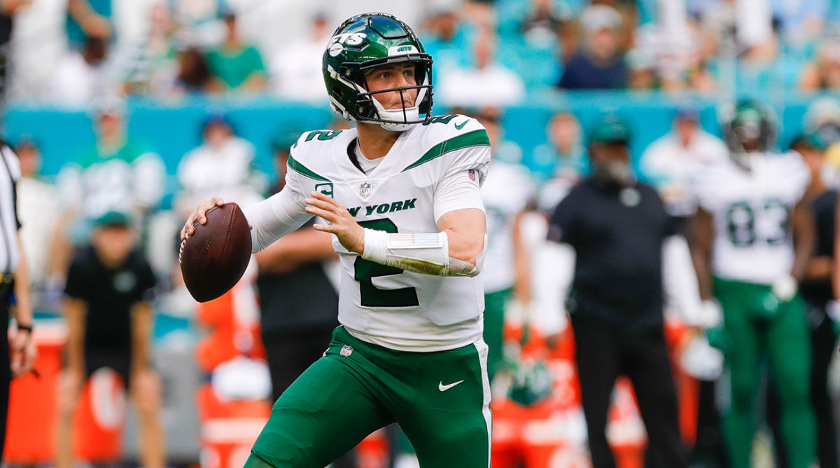 Why the New York Jets Are Making a Big Quarterback Mistake 