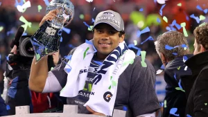  Russell Wilson stands tall for Seahawks in Super Bowl