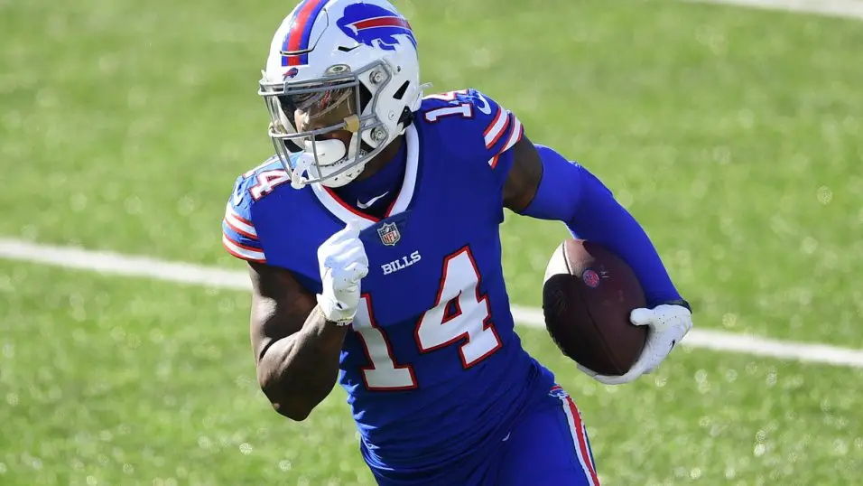 Buffalo Bills wide receiver Stefon Diggs tries to evade Minnesota