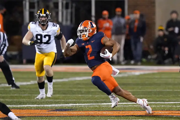Illinois Running Back Chase Brown