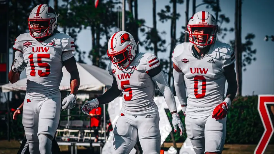 Incarnate Word knocked off Nicholls in another blowout win and now is in the top 10 discussion (Photo courtesy of Natalie Clark/UIW Athletics)