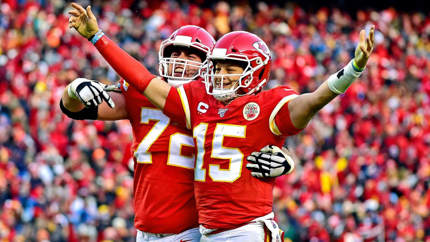 Chiefs, Mahomes agree to restructured deal to include big pay