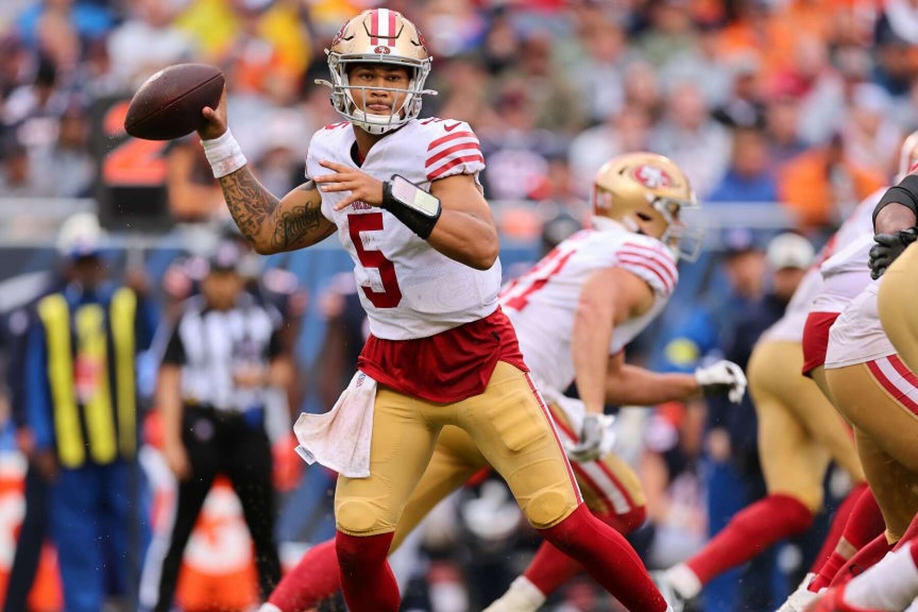 49ers quarterbacks: Trey Lance happy to have Jimmy Garoppolo back