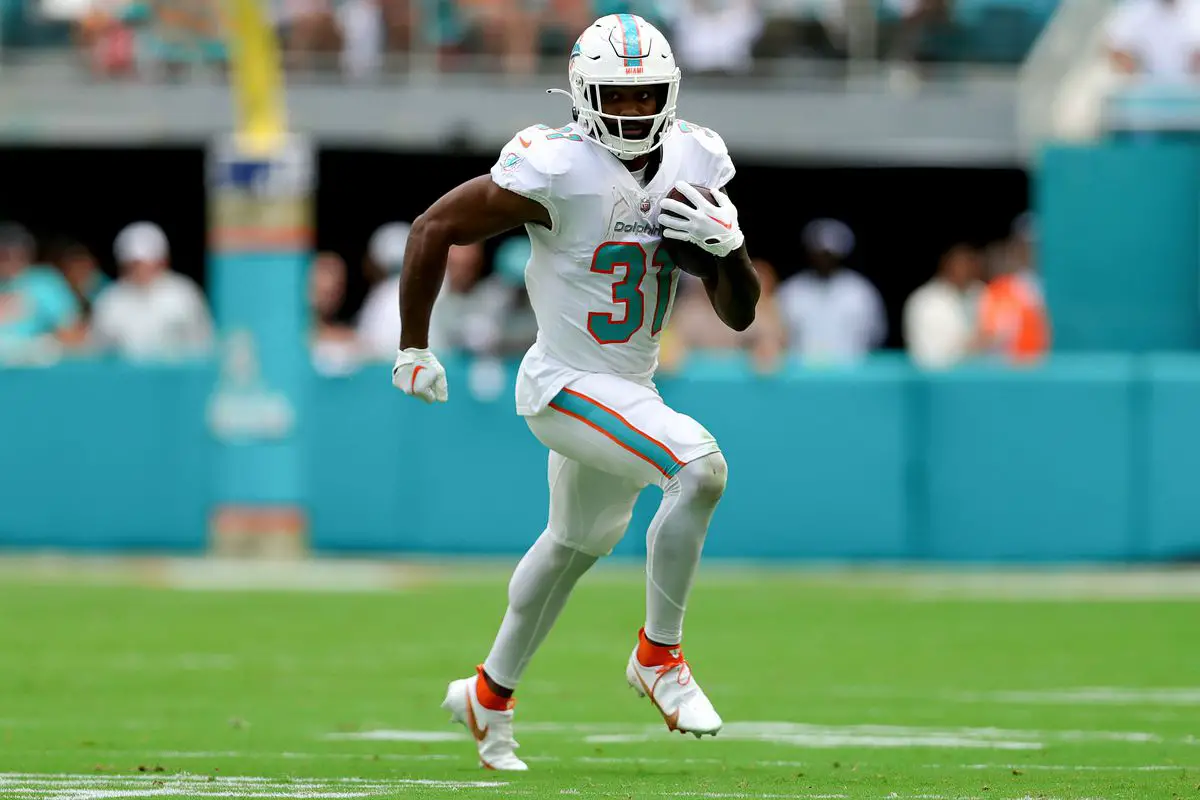 Miami Dolphins RB Raheem Mostert Reacts To Jonathan Taylor Trade Rumors -  Gridiron Heroics