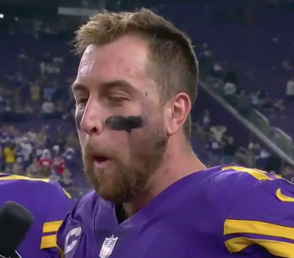 "We're So Back": Minnesota Vikings Fans Hyped for Pro Bowlers' Reunion 2 Thanksgiving NFL Turkey