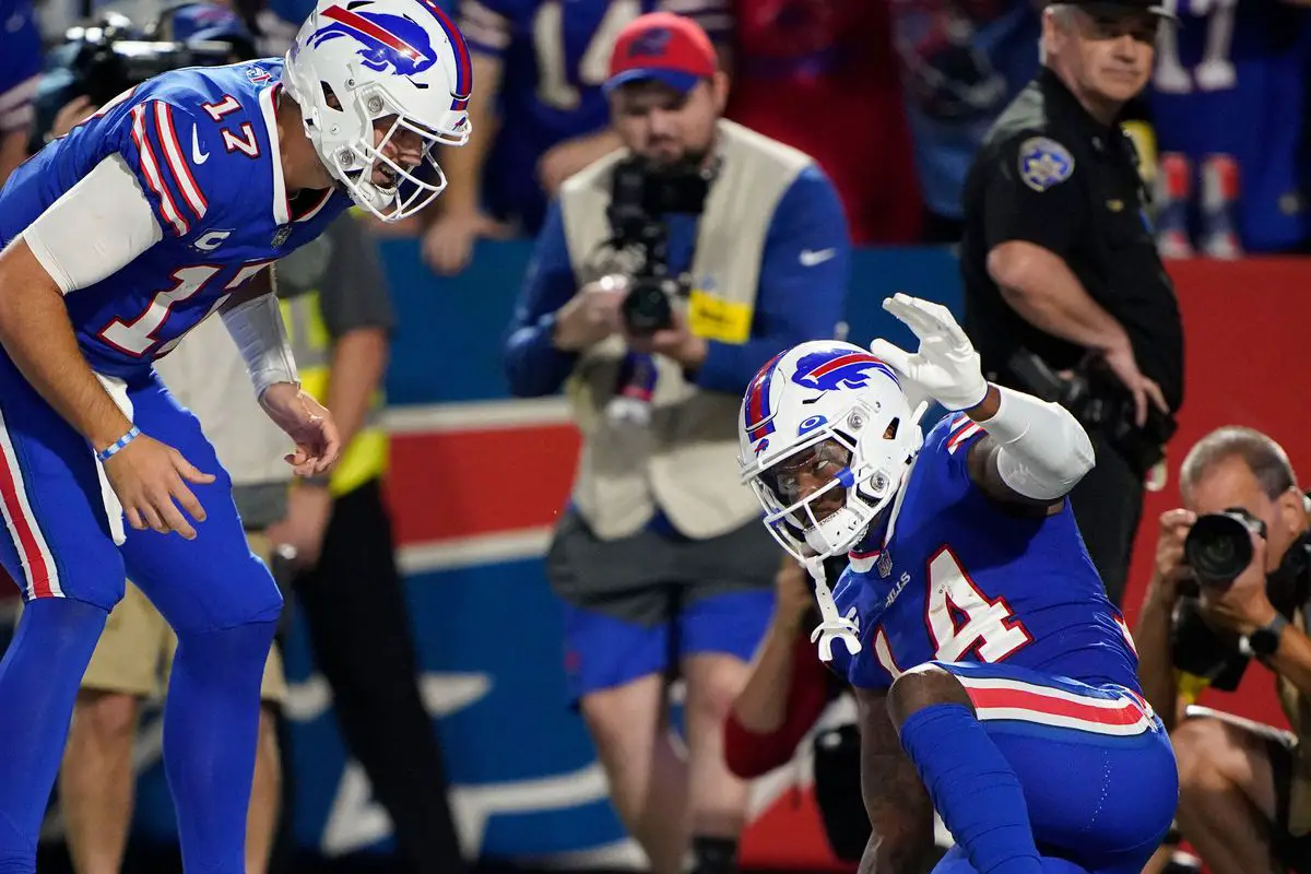 B/R names one QB-WR better than Bills' Josh Allen, Stefon Diggs