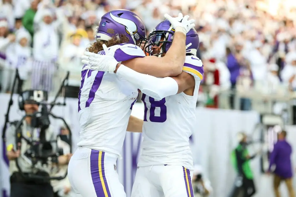 Vikings edge Giants 27-24 on Joseph's game-ending 61-yard FG