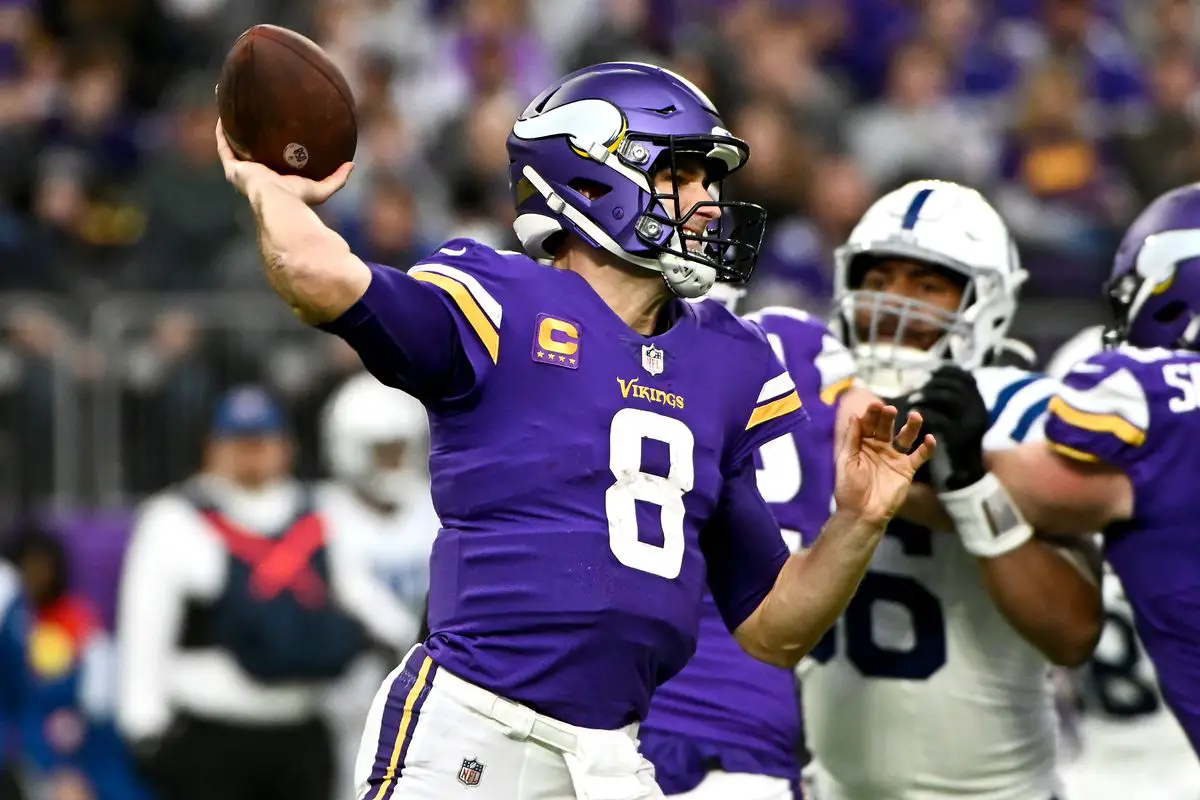 Kirk Cousins Blames Minnesota Vikings Fans For Game-Losing Interception Vs.  Los Angeles Chargers - Gridiron Heroics