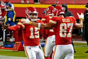 Patrick Mahomes' Lack of Help Without Travis Kelce Slammed by