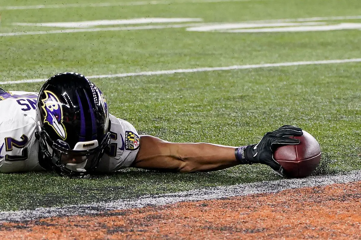 J.K. Dobbins Will Miss Entire 2023 Season After Tearing Achilles in Baltimore  Ravens' Season Opener vs. Houston Texans