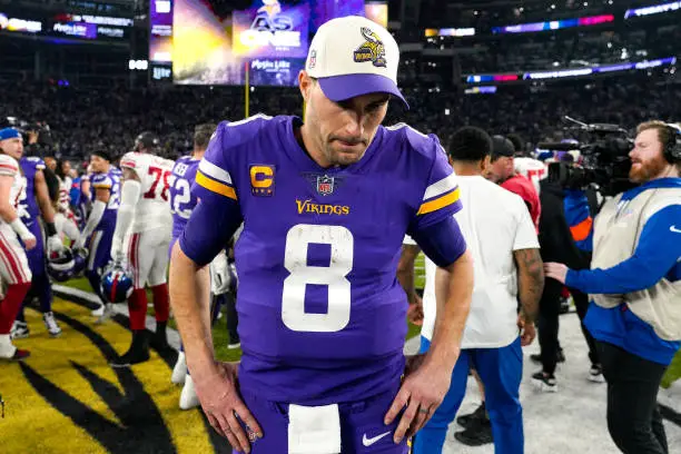 Vikings extend Kirk Cousins through 2023 season, taking him off market as  potential Browns quarterback option 