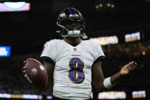 Ravens' Lamar Jackson named Offensive MVP, Mark Andrews sets