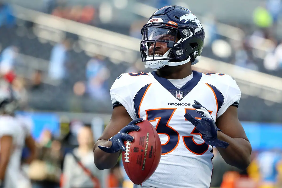 Javonte Williams suffers season-ending torn ACL in Broncos' loss to Raiders