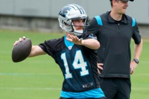 Carolina Panthers Andy Dalton receives high praise from Miles Sanders