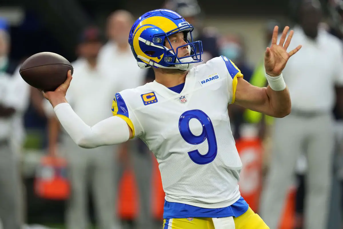 Los Angeles Rams quarterback Matthew Stafford connects with wide