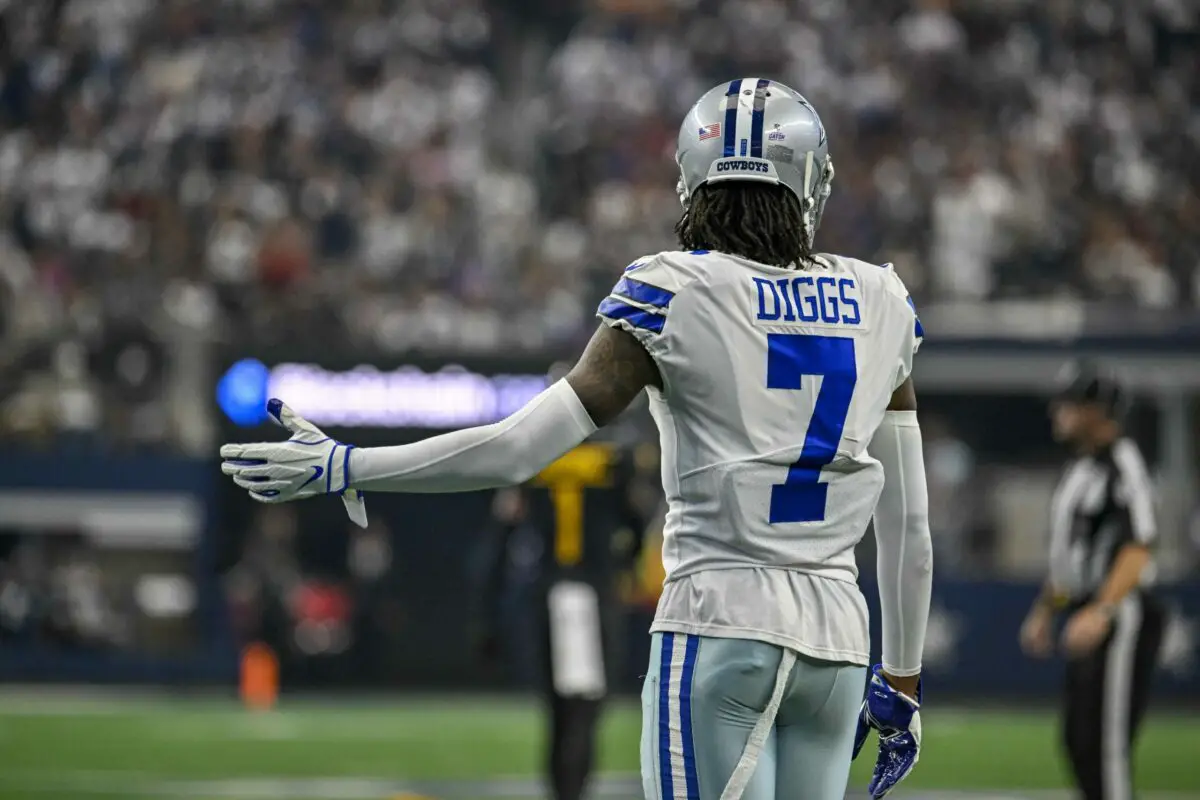Cowboys star CB Trevon Diggs suffers torn ACL, done for season