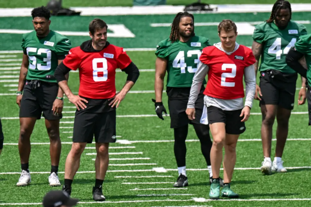 New York Jets Aaron Rodgers and Zach Wilson