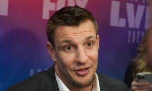 Rob Gronkowski picks the Dallas Cowboys to win the 2023 Super Bowl