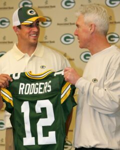 Aaron Rodgers saw a UFO before he was drafted by the Green Bay Packers