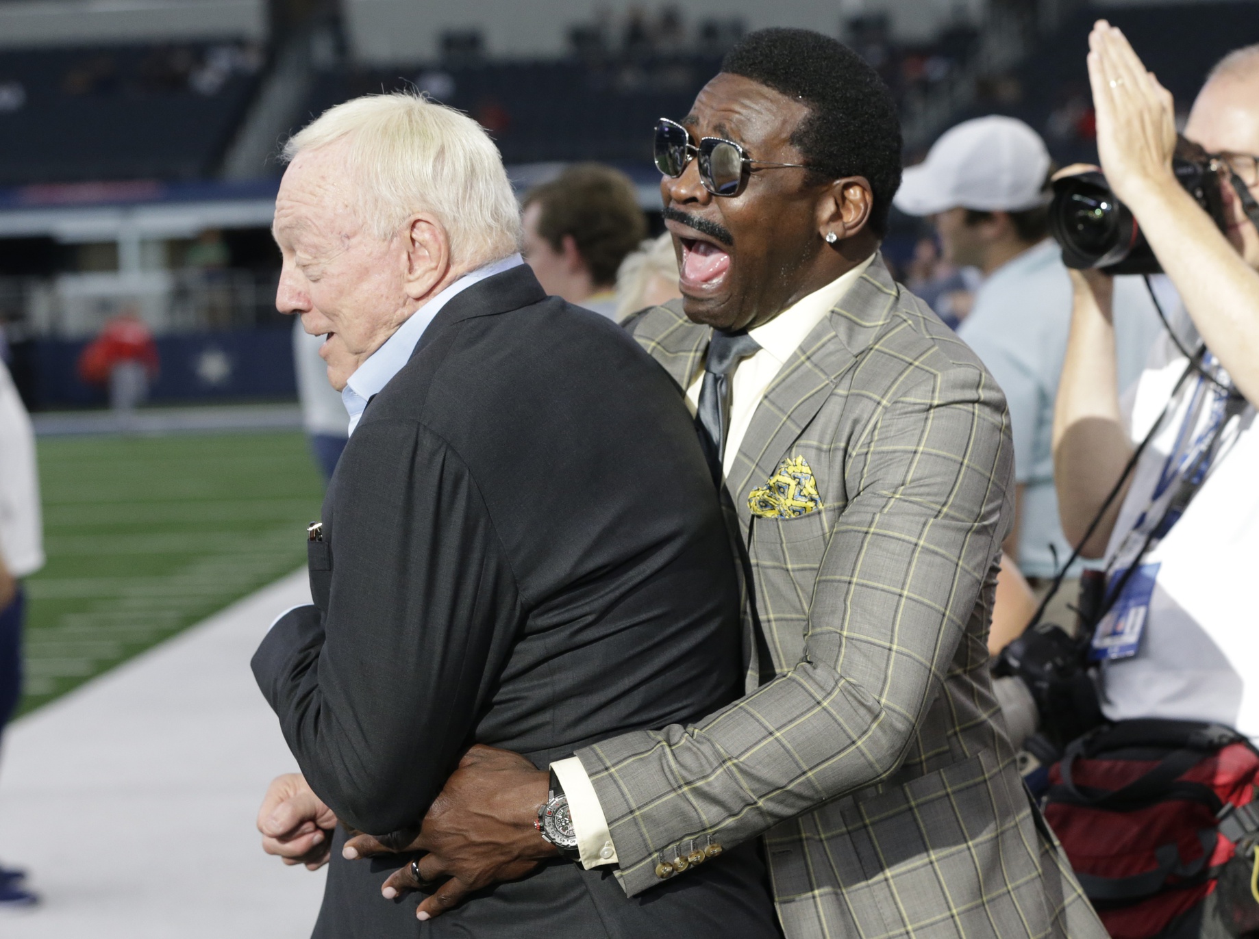 Michael Irvin removed from NFL Network's Super Bowl coverage