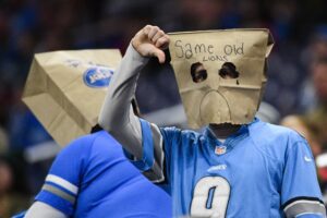 Detroit Lions fans know what it was like to have to witness bad teams for consecutive seasons. But now, their team is 2023 NFC North division champions. 
