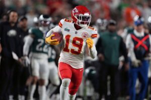 Feb 12, 2023; Glendale, Arizona, USA; Kansas City Chiefs wide receiver Kadarius Toney (19) carries the ball on a 65-yard punt return against the Philadelphia Eagles in the fourth quarter of Super Bowl 57 at State Farm Stadium. The Chiefs defeated the Eagles 38-35. Mandatory Credit: Kirby Lee-USA TODAY Sports