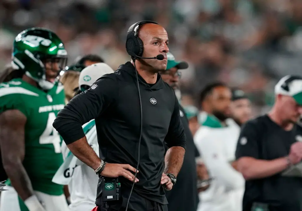 New York Jets head coach Robert Saleh on the sideline in the second half. The Buccaneers defeat the Jets, 13-6, in a preseason NFL game at MetLife Stadium on Saturday, Aug. 19, 2023, in East Rutherford. © Danielle Parhizkaran/NorthJersey.com / USA TODAY NETWORK