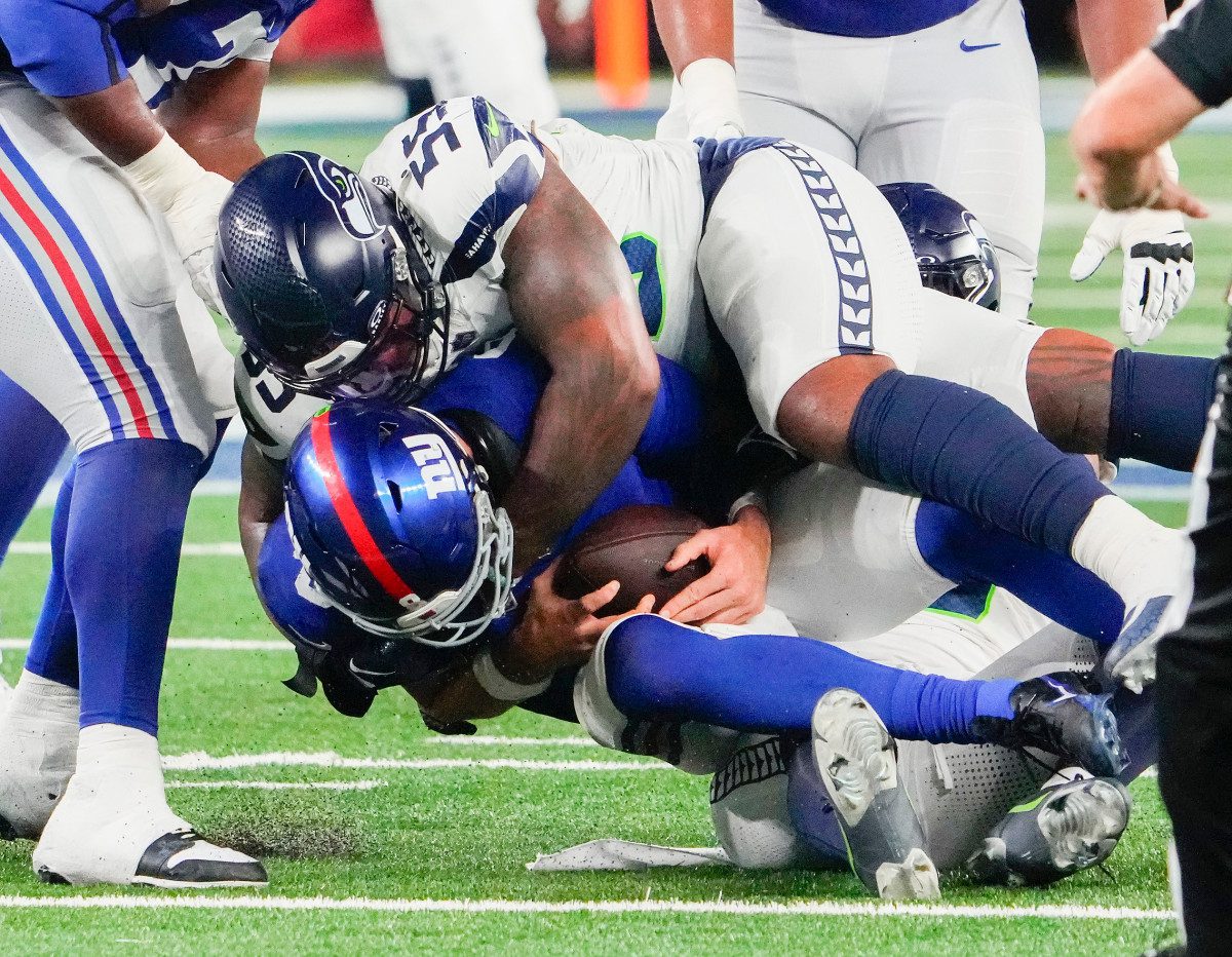 Daniel Jones sacked 10 times as Giants show little in 24-3 loss to the  Seattle Seahawks